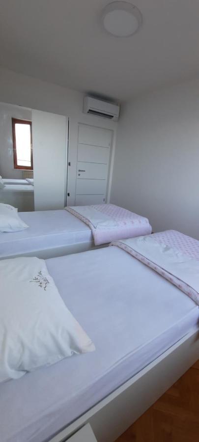 Apartma Seaside Koper Buitenkant foto